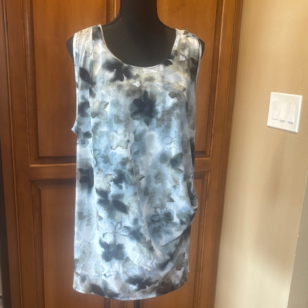 Simply Vera Vera Wang Blue Gray Watercolor Floral Tank